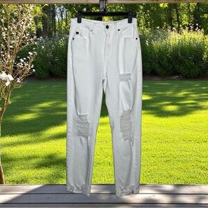 KanCan ESTILO White Distressed High-Rise Straight-Leg Skinny Jeans 3/25